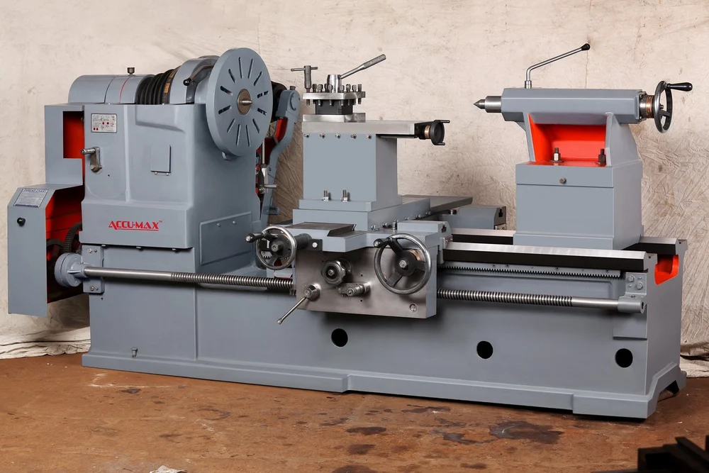 Heavy Duty Lathe Machine – High Performance Industrial Turning Solution