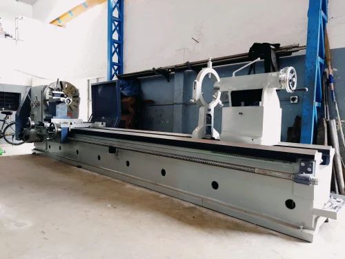 Lathe Machine Manufacturer in Rajkot | Heavy Duty Industrial Lathe Machines