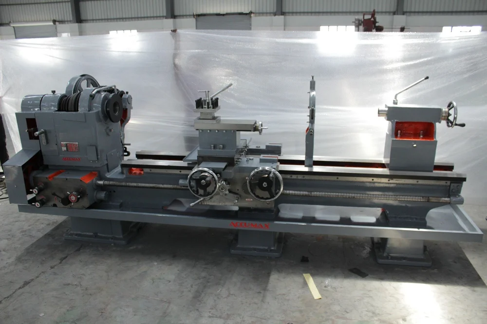 Heavy Duty Lathe Machine